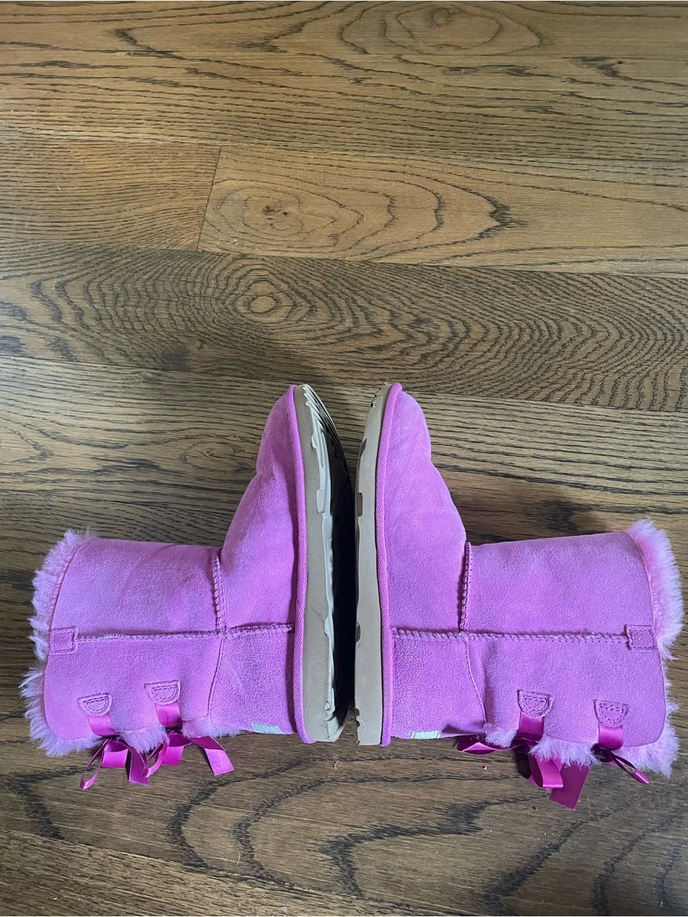 UGG Bright Lilac Bow Shearling Kids Boots - Size 4